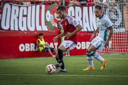 Jaume Jardí durante la victoria de pretemporada ante el SD Huesca.