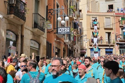 Imagen del pilar caminante del Grupo Casteller de Sant Pere i Sant Pau.