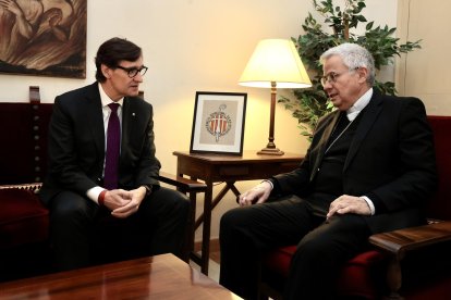 El president de la Generalitat, Salvador Illa, acompanyat del conseller de Justícia, Ramón Espadaler, va visitar ahir l’Arquebisbat.
