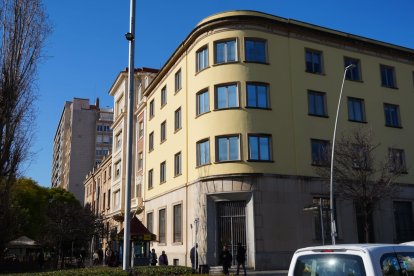 Fachada del CAP Llibertat de Reus.