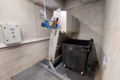 Imagen del nuevo tamiz que ha instalado Ematsa en la estación de bombeo del Francolí.