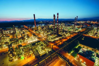 Imagen de archivo del polígono químico norte en la zona del Morell, donde Repsol levantará próximamente una Ecoplanta.