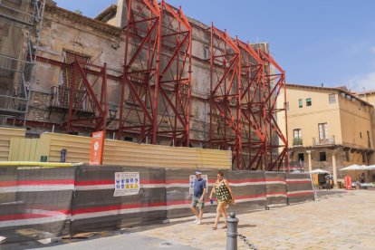 Ca l'Ardiaca, o la antigua rectoría de la Catedral de Tarragona, es un antiguo palacio medieval y uno de los edificios más emblemáticos de la Part Alta.