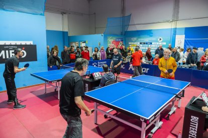 L’exercici físic de forma regular és beneficiós per als pacients de Parkinson i el tennis taula és un dels esports que més practiquen