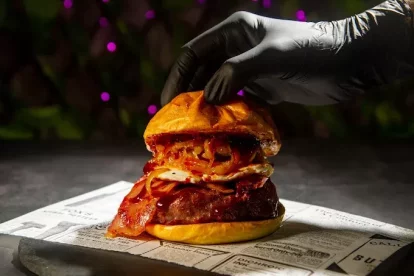 Una de las hamburguesas que se ofrece en el restaurante.