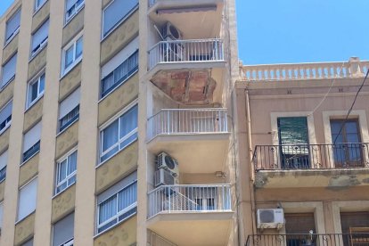 Imatge de l'edifici afectat.