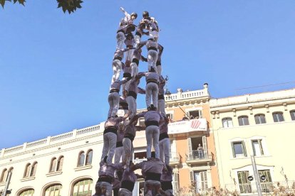 5 de 9 amb folre dels Minyons de Terrassa a la diada de la colla de la temporada passada.