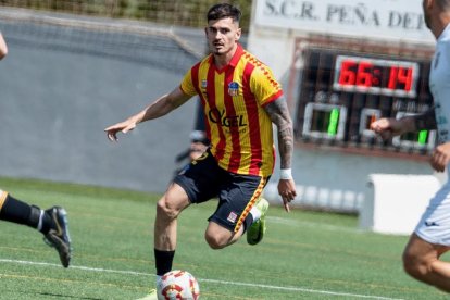 El defensor Guille Torres en la seva etapa al Sant Andreu.
