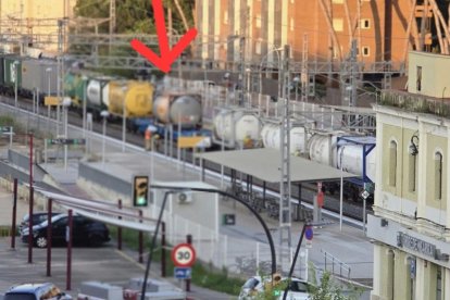 Imagen del tren afectado a la estación de Torredembarra.