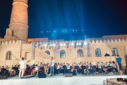 El concert de clausura de l’estada a Tunísia es va fer al Ribat de la ciutat de Monastir.