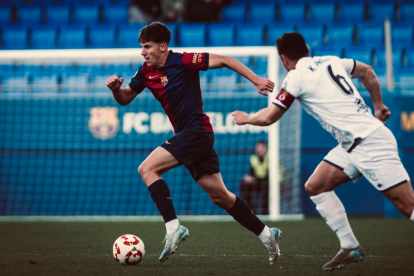 Jofre Torrents en el partit del filial blaugrana contra la Cultural Leonesa.
