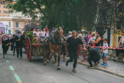 Fotografia d’arxiu d’una carrossa en una edició passada de les festes de Sant Magí.