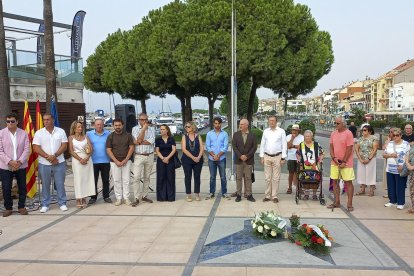 Homenatge a les víctimes dels atemptats jihadistes, on a Cambrils va morir una dona de Saragossa que estava de vacances.