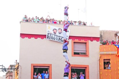 4de9 amb folre i agulla de la Jove a la Festa Major del Catllar 2018.