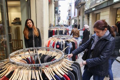 Botigues al carrer de Reus