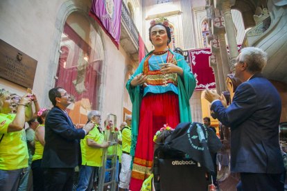 La geganta Frida se unirá a la Festa per tothom.