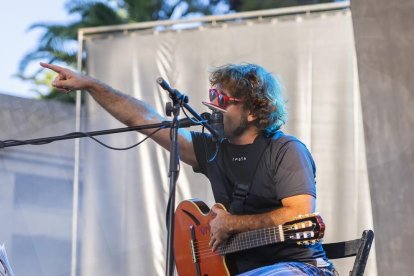 El Auditorio del Camp de Mart acogió los conciertos programados por el Colectivo Barraques en la Santa Tecla 2020