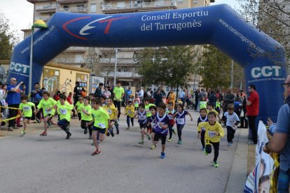 Imatges del cros de l'escola Cèsar August, realitzat al Parc del Francolí.