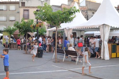 La localitat de Prades, al Baix Camp, celebra la quarta edició dela Fira del Vi i el Cava.