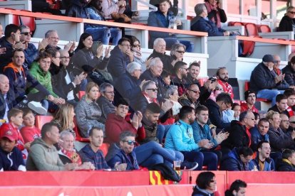 Un gol de Bonilla de penalti y uno de Juan Rodríguez después de rematar una falta ejecutada por el lateral, dan los tres puntos al Nàstic