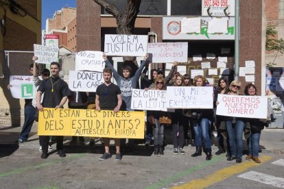 Citan a testificar a los afectados por el cierre de la autoescuela Europa