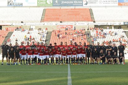 Els jugadors del Nàstic, a la gespa