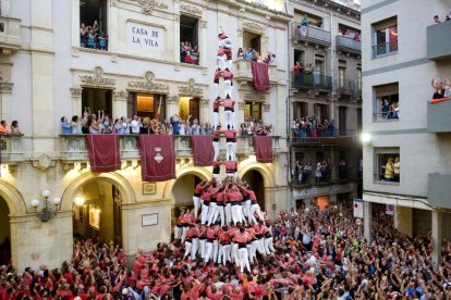 La Colla Vella descarrega el primer 3de10fm de la seva història.