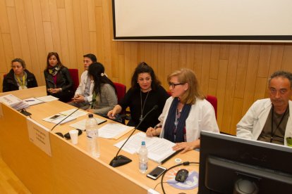 El comitè d'empresa va convocar ahir els treballadors a diverses assemblees per explicar la situació.