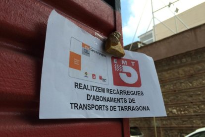 Un comercio cobra por encima del precio oficial las recargas del EMT