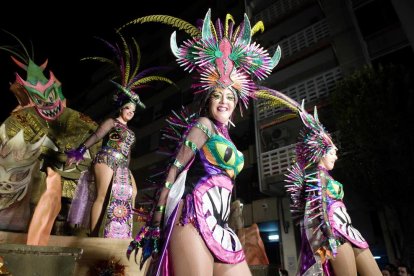 La Rua de l'Artesania és un dels actes més multitudinaris del Carnaval tarragoní.