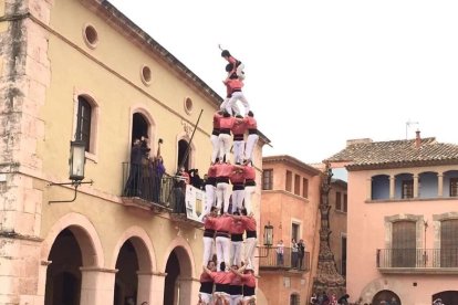 Imatge del 4de8 de la Colla Vella dels Xiquets de Valls a Altafulla.