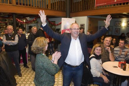 Fèlix Alonso celebrant els resultats obtinguts el desembre passat.