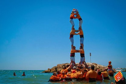 Els castells dels Bous de la Bisbal canvien de medi