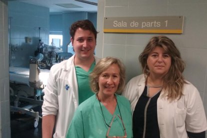 El Servei de Ginecologia i Obstetricia de l'Hospital Joan XXIII duu a terme una nova tècnica per evitar les cesàries