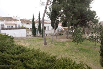 Primers passos per requalificar el parc La Col·lectiva com a zona verda