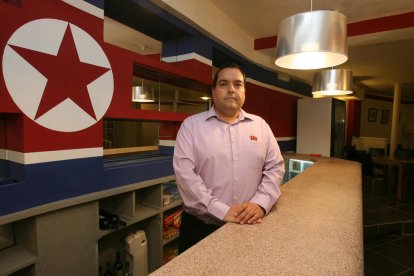 Tarragona obre el primer club social a Occident de fidels a Corea del Nord