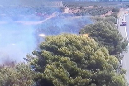 Dos incendios activos queman en Tarragona