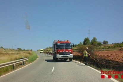 Un petit foc agrícola crema al terme de Vila-rodona