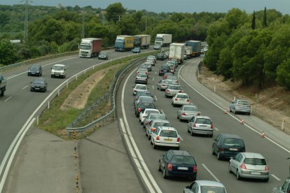 Los camioneros provocarán fuertes retenciones a causa d ela marcha lenta que realizarán durante la protesta.