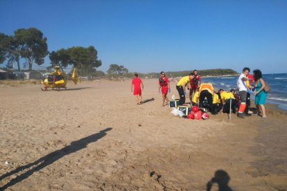 Muere un hombre suizo de 82 años ahogado en la playa Larga