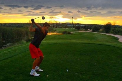 Arnau Pallas Ferrando es proclama guanyador de l'Iron Golf 2016