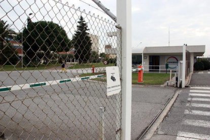 Entrada de la empresa Covestro, en la Canonja.