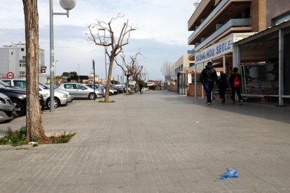 Mor un home a Cunit en un operatiu de la policia local i els Mossos