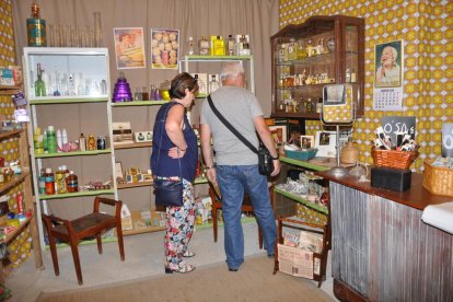 El Mercat Vell de Conesa fa florir els records de tots els visitants