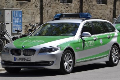 Un coche de la policía alemana en una imagen de archivo.