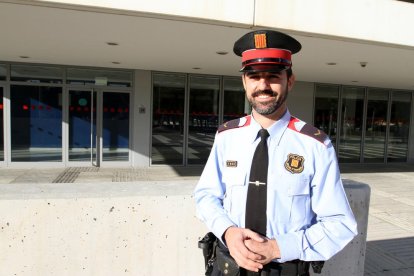 Martínez ahir a la comissaria dels Mossos d'Esquadra de Campclar, on la seva unitat té la seu.