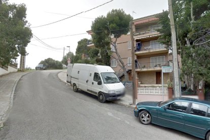 La calle está ubicada en la zona de Segur de Calafell.