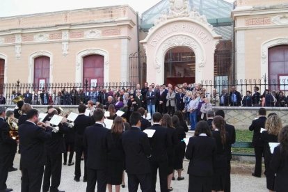 Inaugurada la mostra dedicada al centenari de la Lira Ampostina