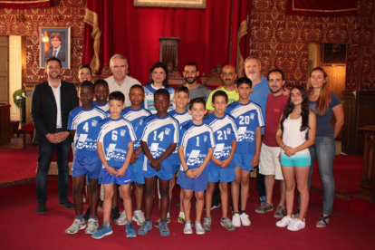 L'equip benjamí masculí del Tarragona Handbol Club, campió de Catalunya.