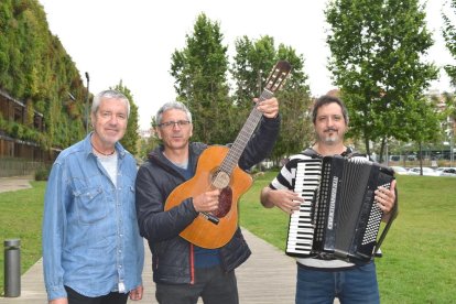 Artur Gaya, Jordi Fusté i Josep Lanau, membre de els Quicos, ahir a Tarragona.